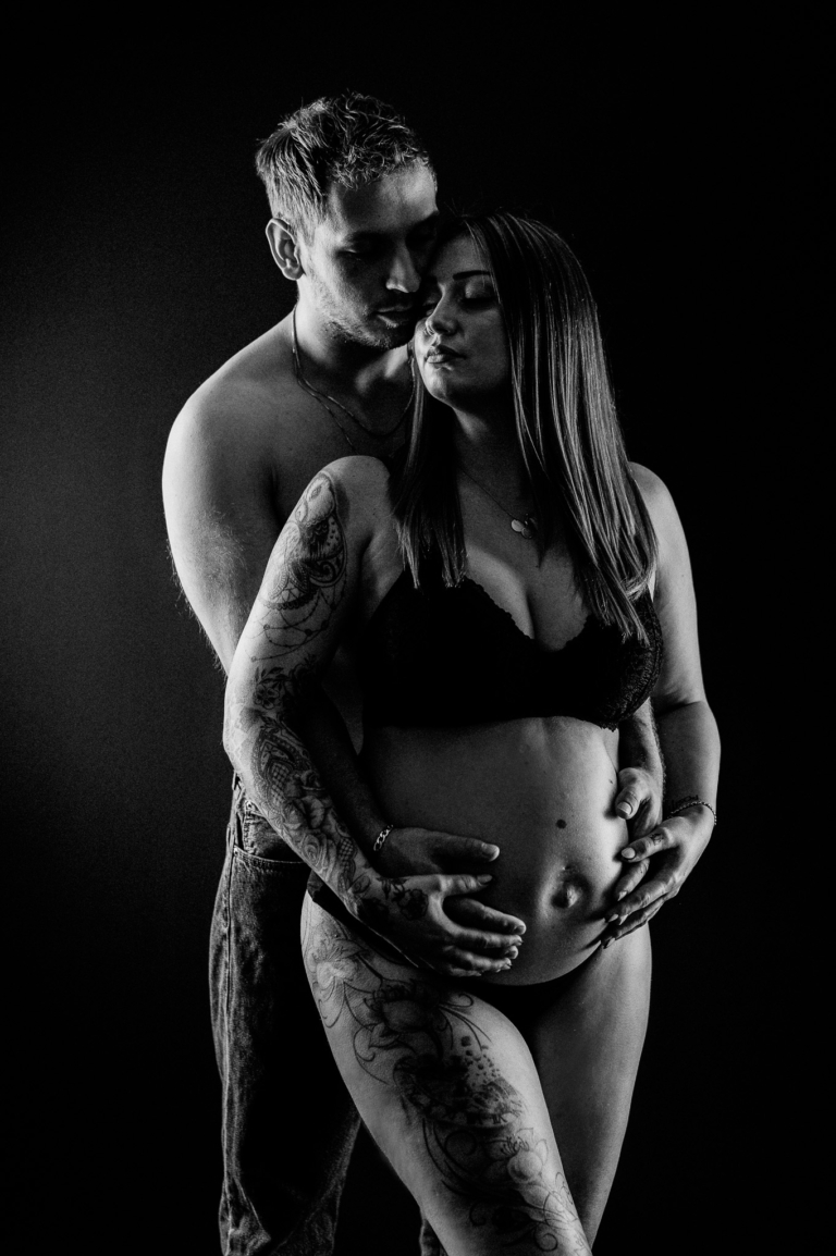 Babybauch Shooting im Atelier in Ratingen photoart hübner Schwanger sein ist soooo schön! 18