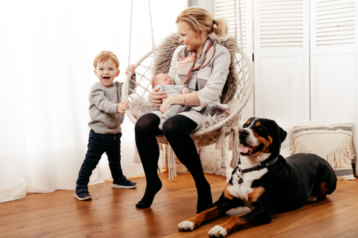 Familienshooting im Fotoatelier in Ratingen Bärenbrüderliebe 05