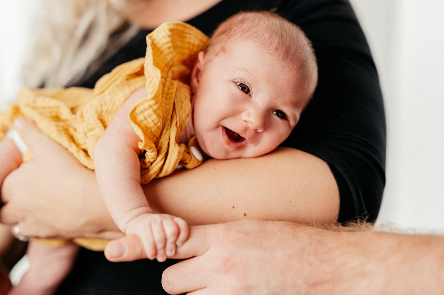 Little Sophia – Neugeborenen Shooting Familien Fotograf photoart hübner Atelier in Ratingen bei Düsseldorf 03